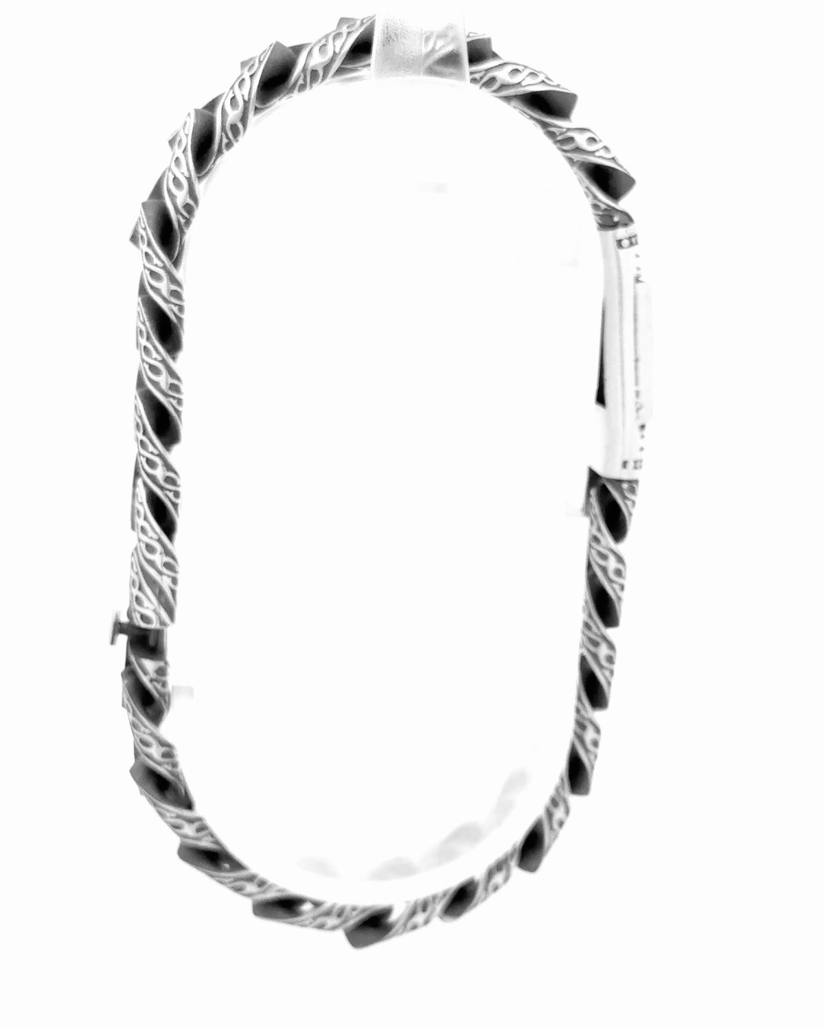 Obsidian Crest Curb Bracelet 4