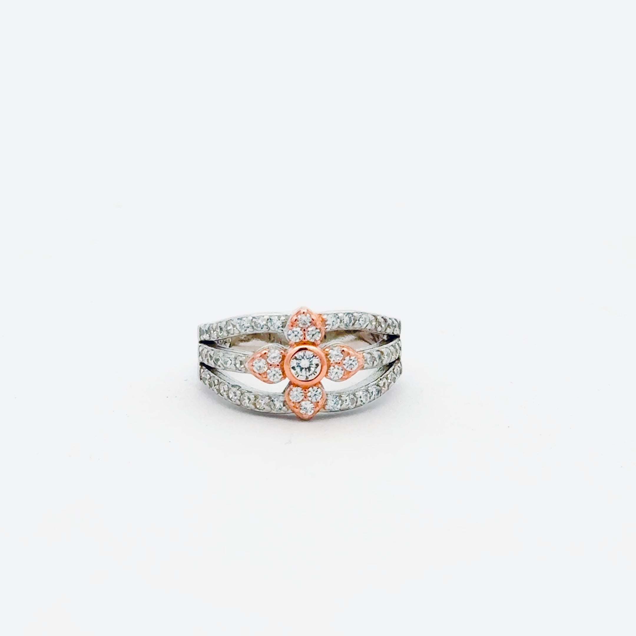 Royal Bloosom Trinity Band 1