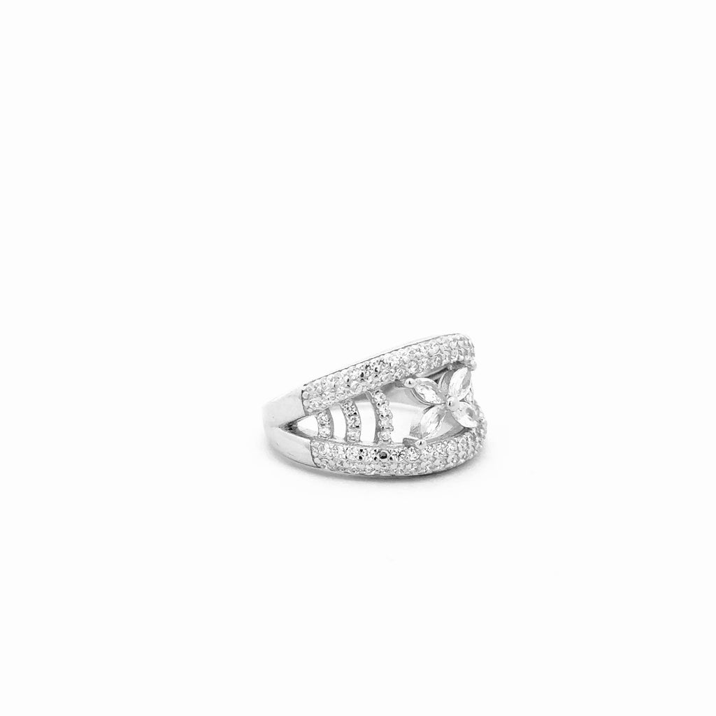 Crisscross Petal Ring 1