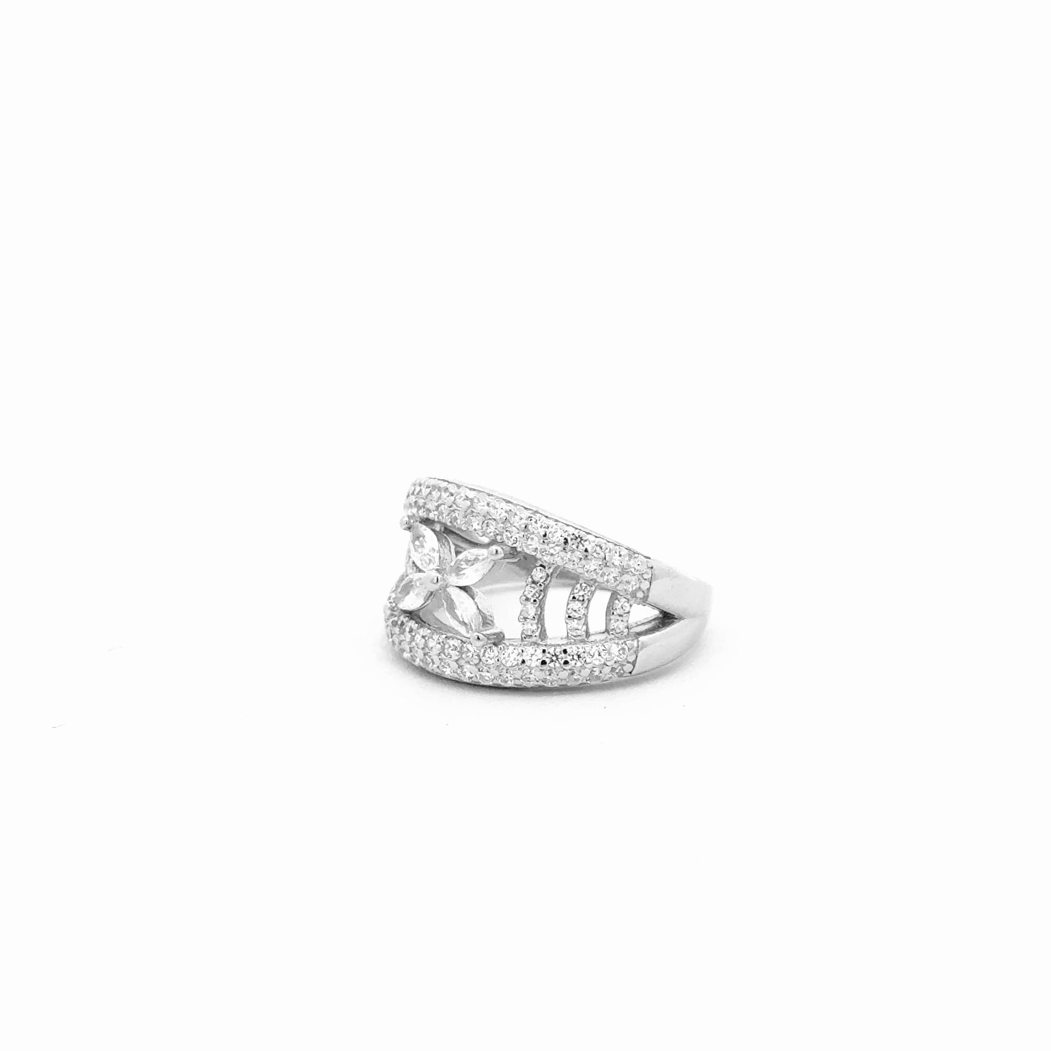 Crisscross Petal Ring 2