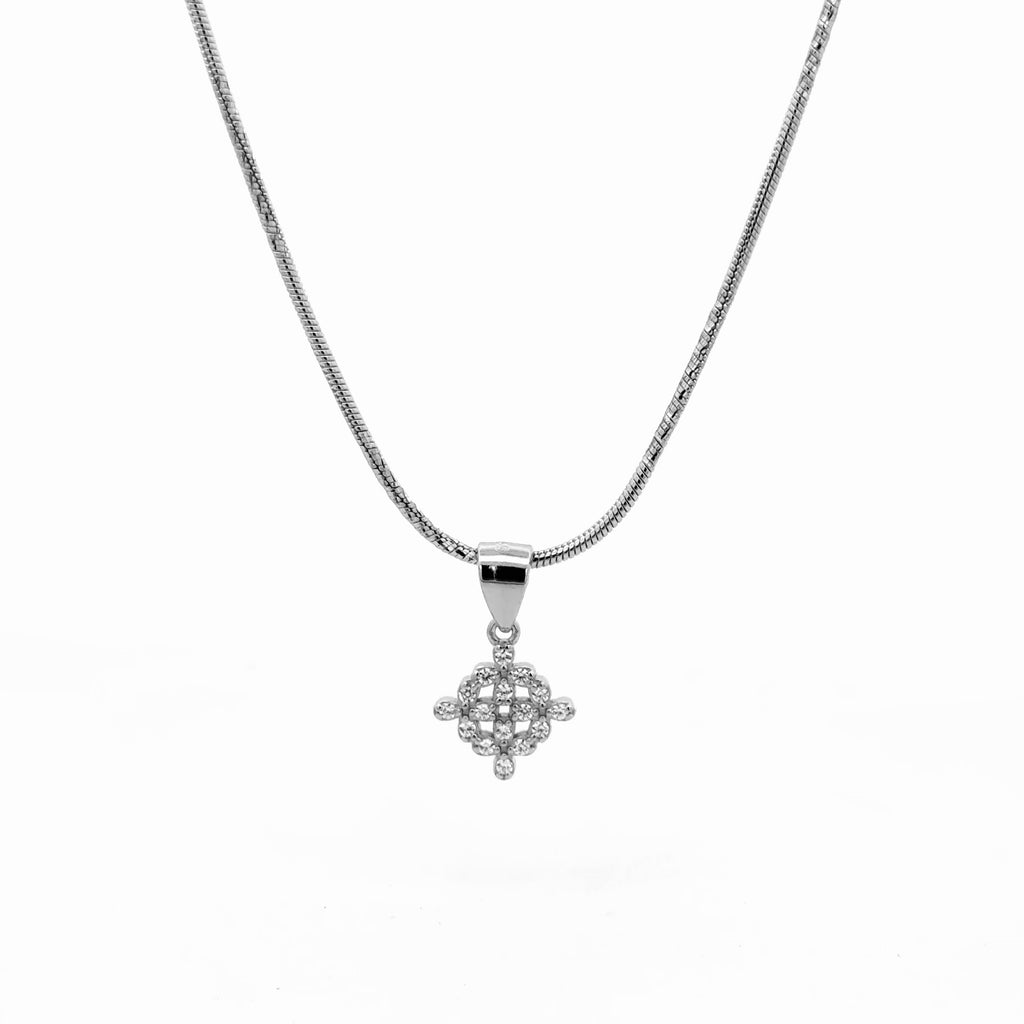 Witches Knot Pandant 2