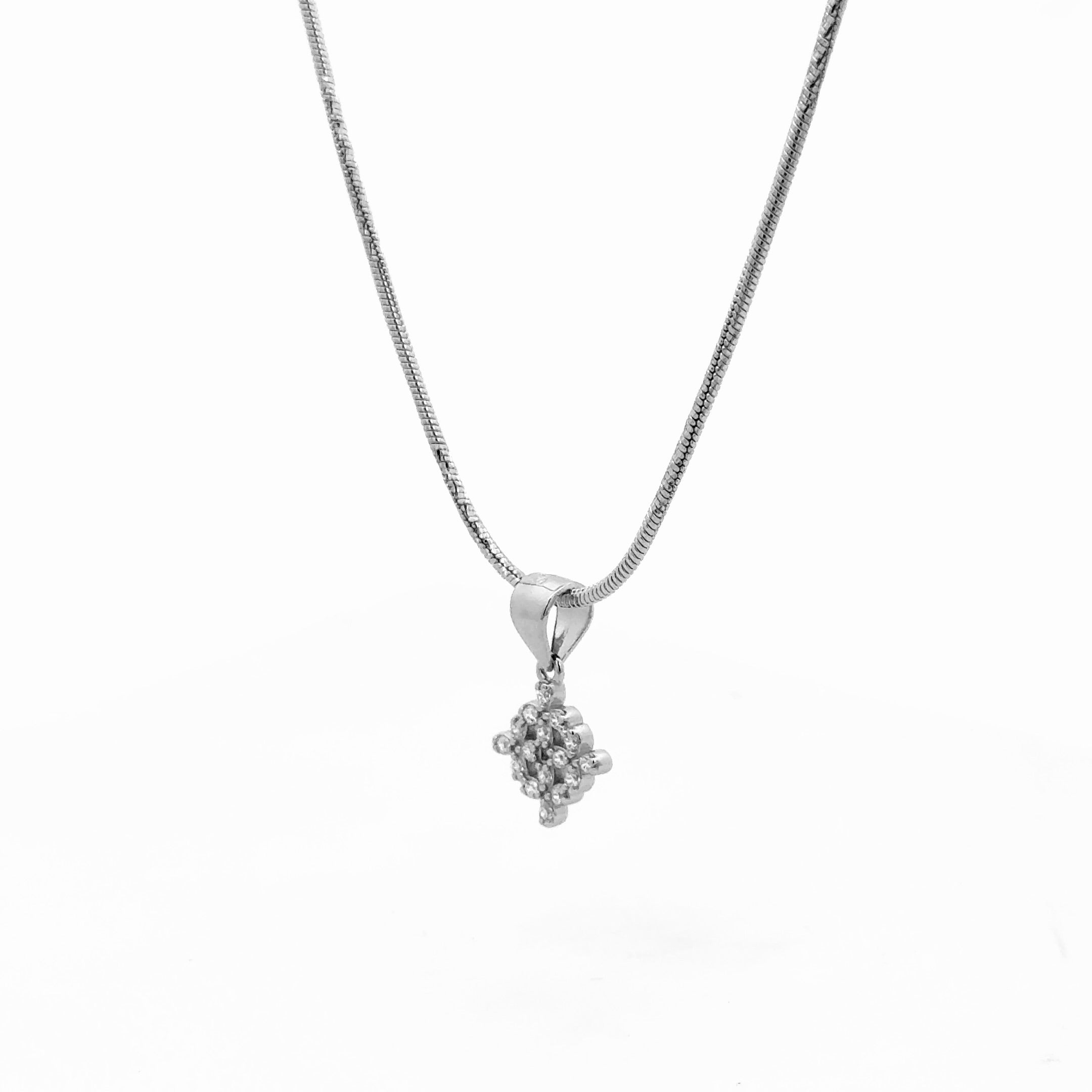 Witches Knot Pandant 3